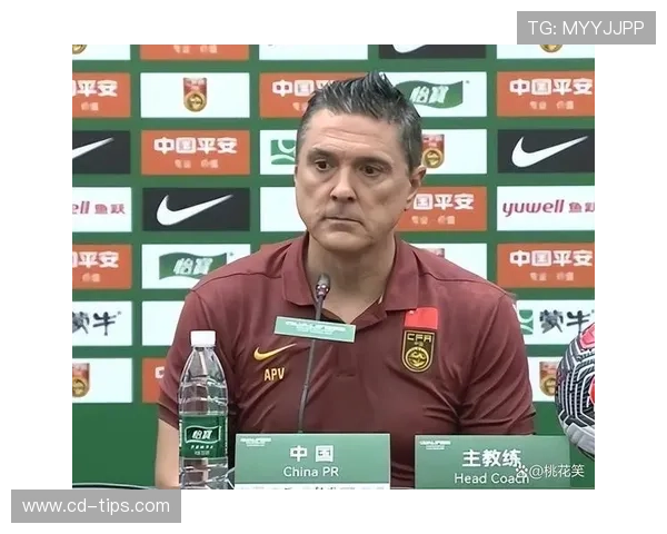 鲍世蒙大失误 U23国足13分钟丢2球